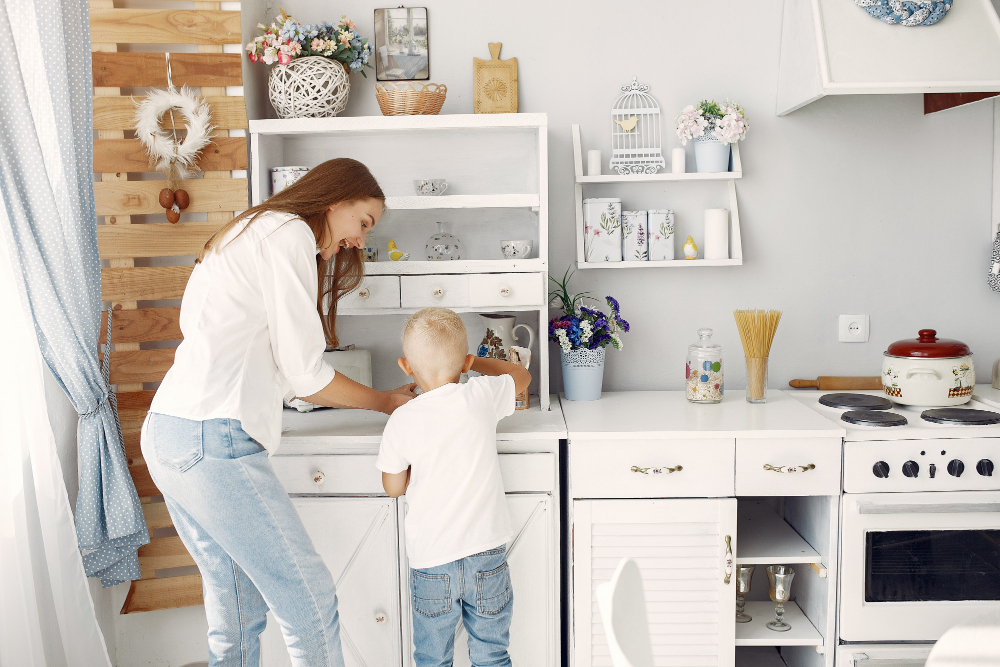 Kitchen Cabinet